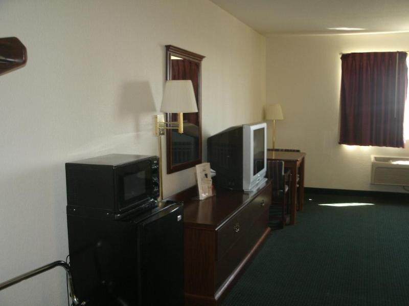 Super 8 By Wyndham Platte City Kansas City Area Экстерьер фото
